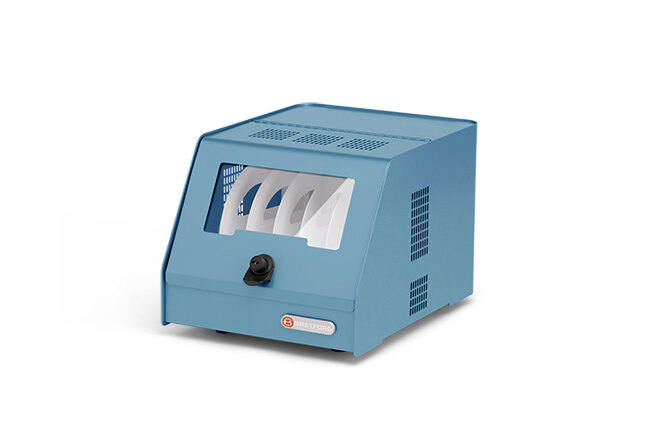 Bretford-Cube-Battery-Station-5-bay-sky-right